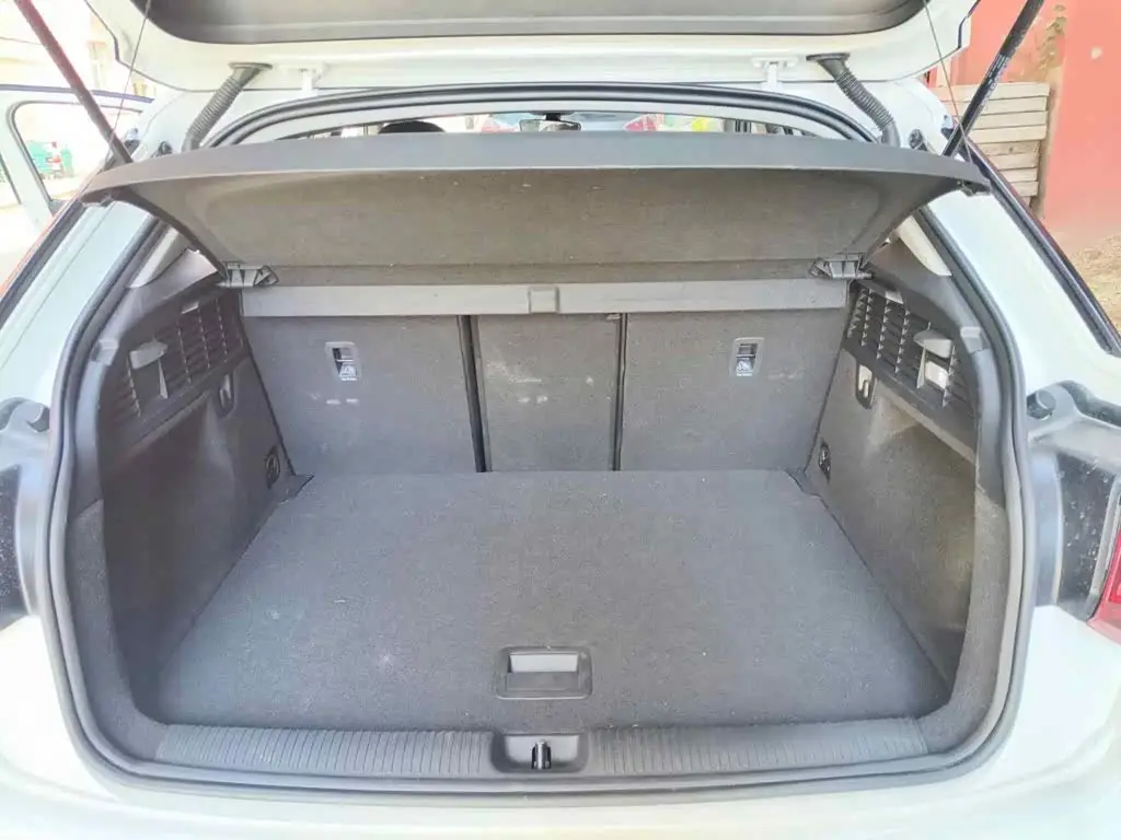 Audi Q2L 2025 — Şəkil 5/13
