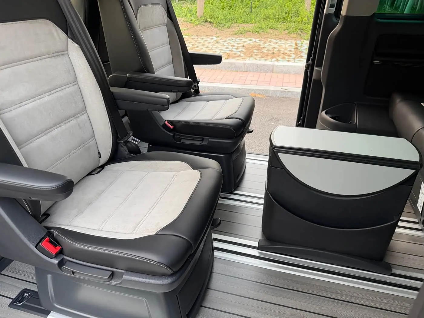 Volkswagen Multivan 2019 — Фото 19/20