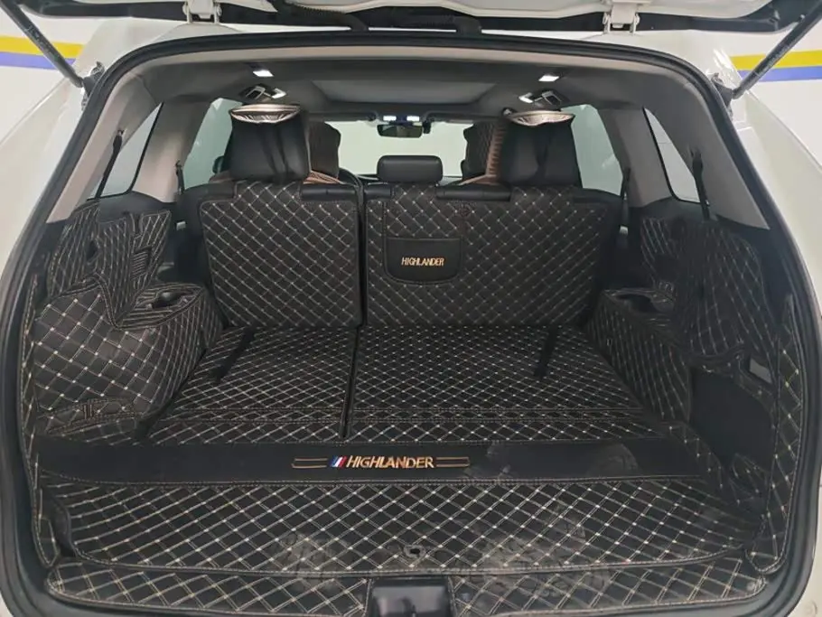 Toyota Highlander 2020 — Фото 4/16