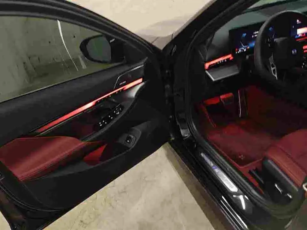 BMW 5 Series 2026 — Photo 8/20