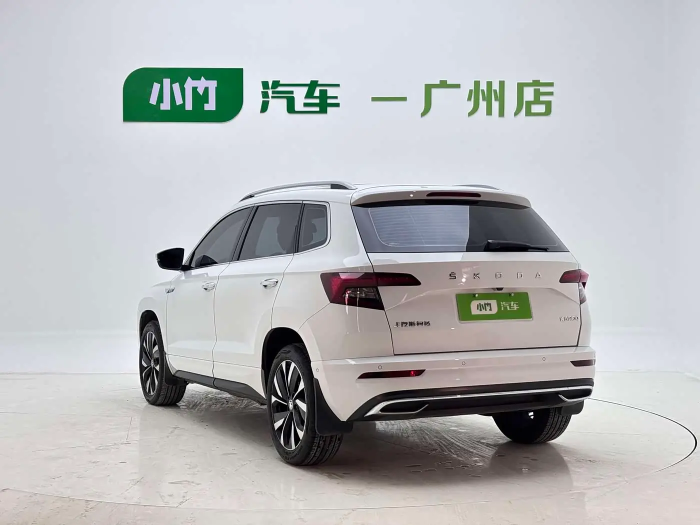 Škoda Karoq 2023 — Photo 3/20