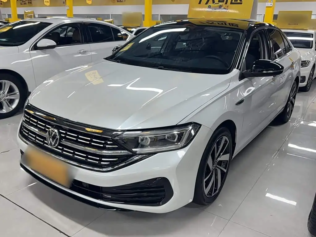 Volkswagen Sagitar, 2025