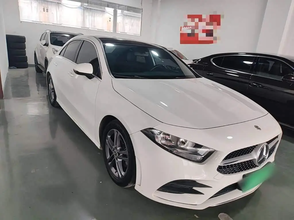Mercedes-Benz A-Class 2023 — Фото 4/20