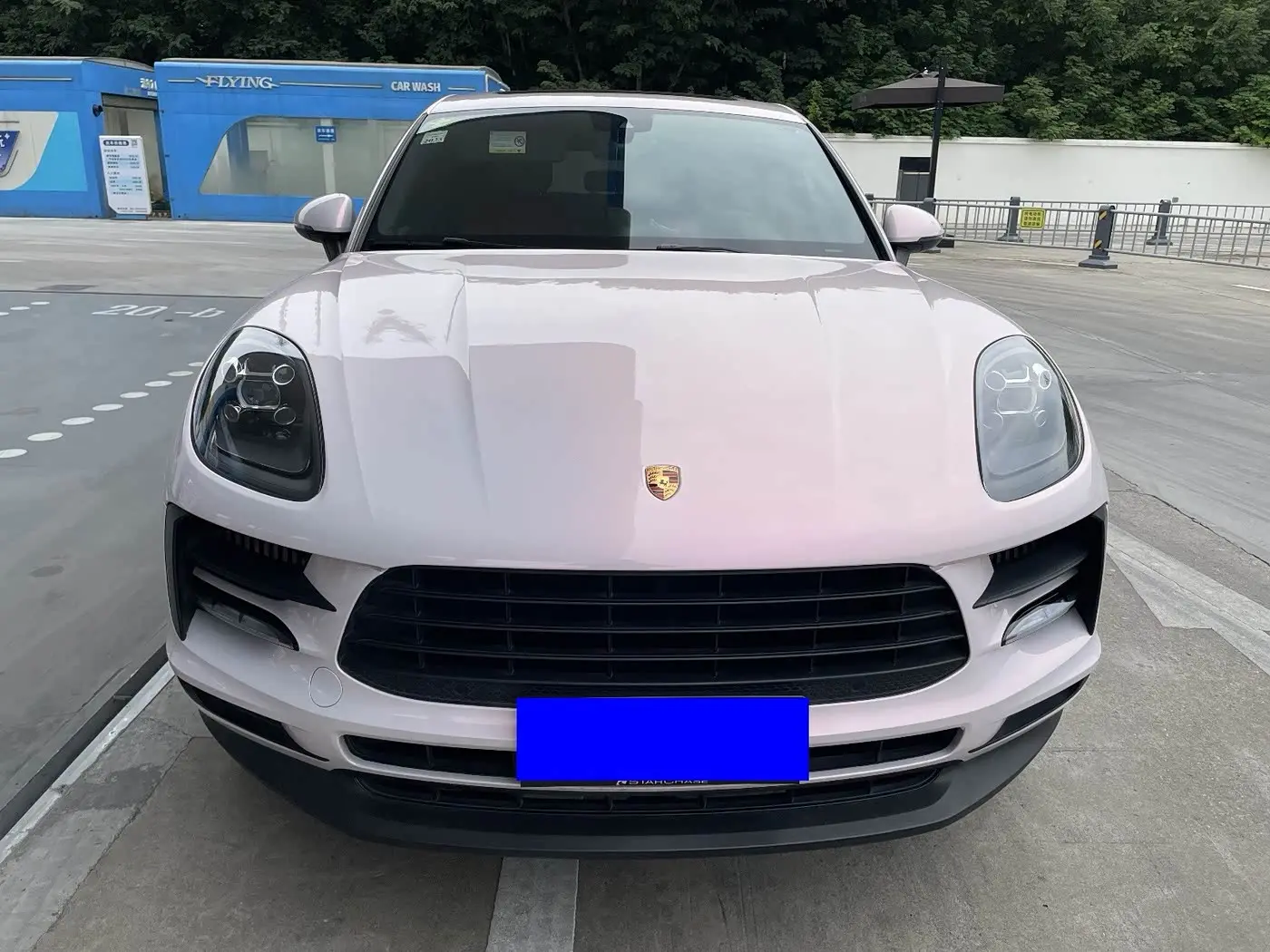 Porsche Macan 2021 — Фото 3/20