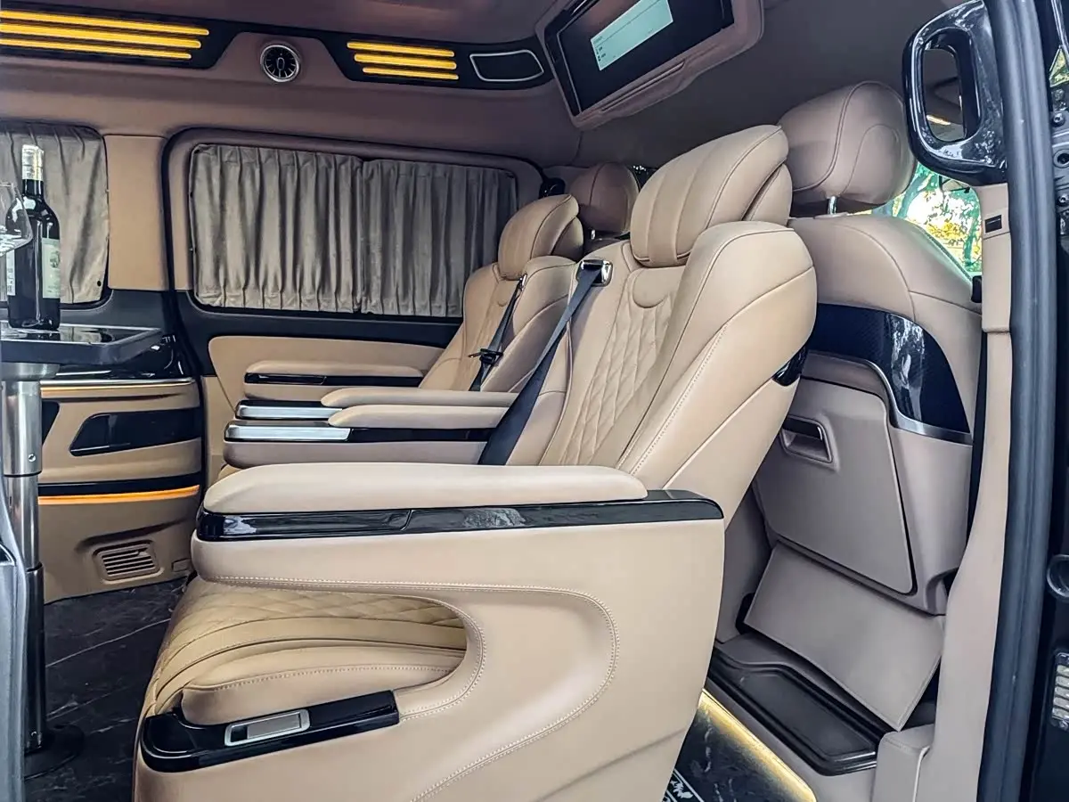Mercedes-Benz Vito 2023 — Photo 20/20