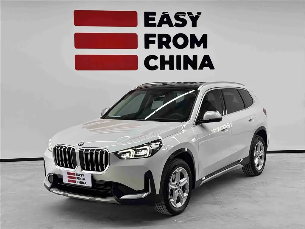 BMW X1 2023 — Photo 1/13