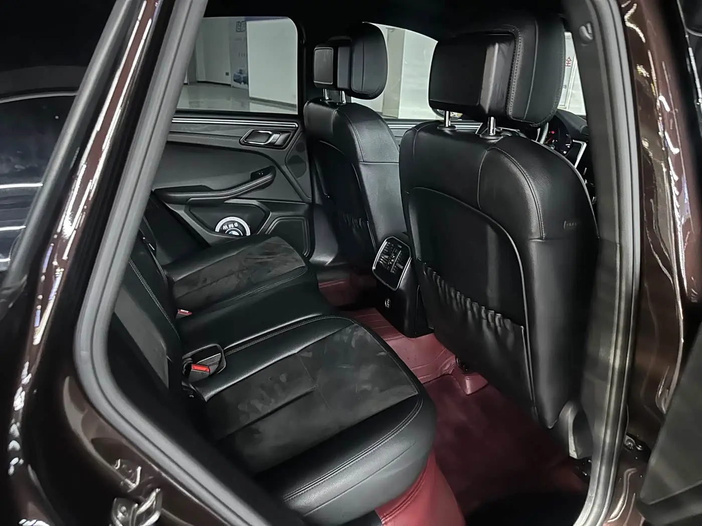 Porsche Macan 2019 — Şəkil 10/11