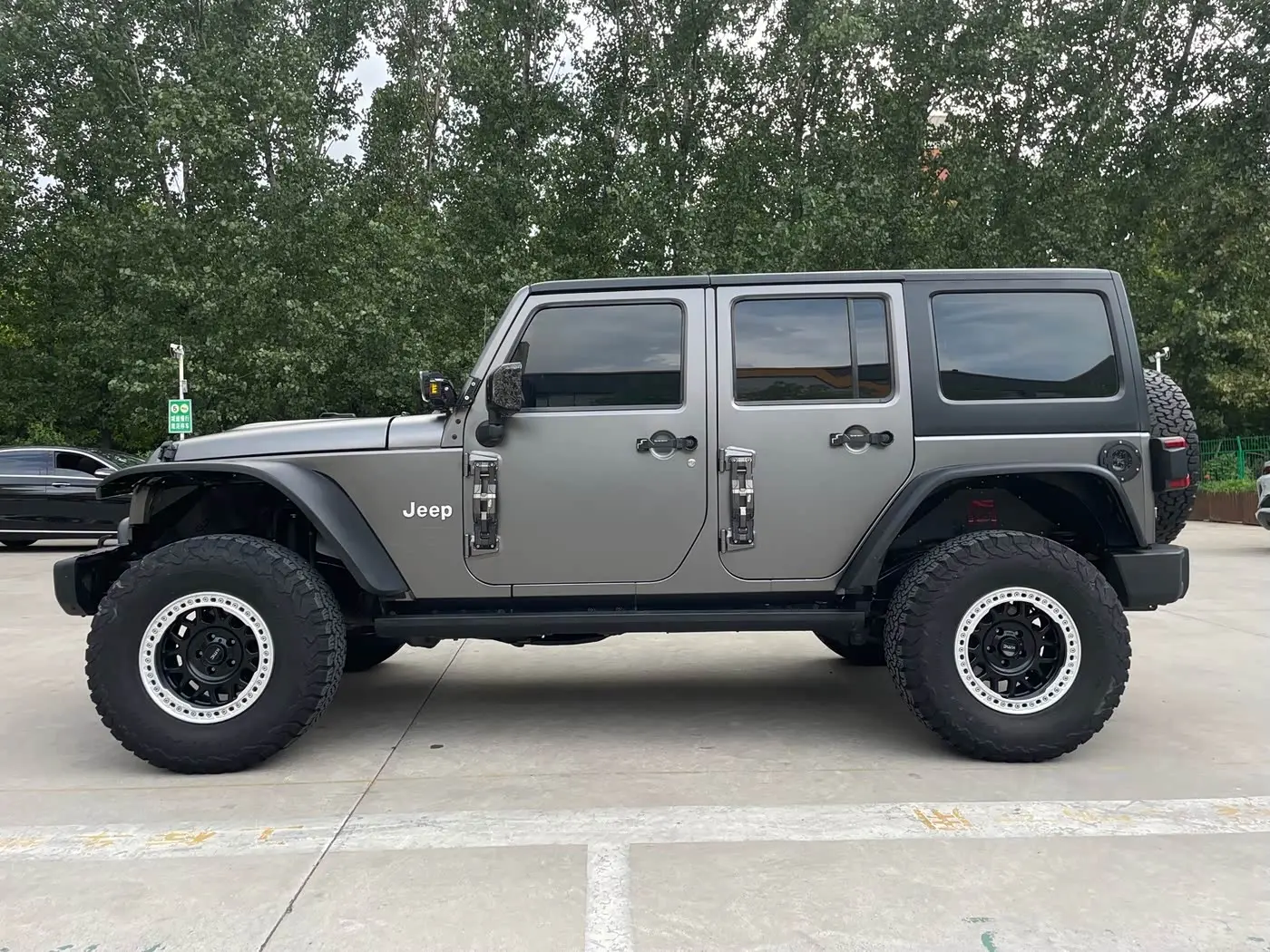 Jeep Wrangler 2015 — Photo 10/11