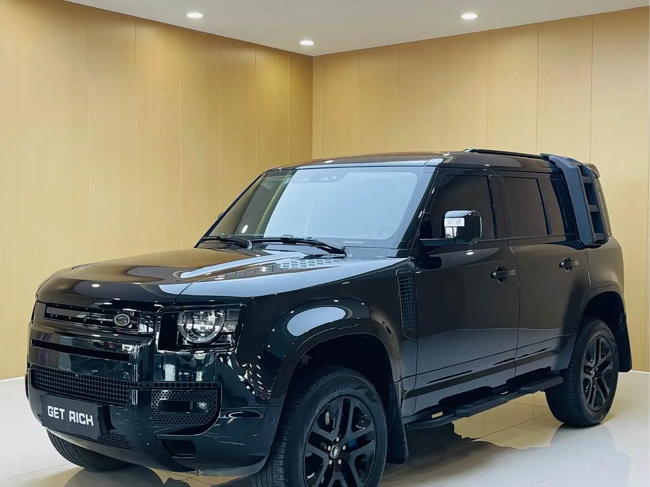 Land Rover Defender, 2023