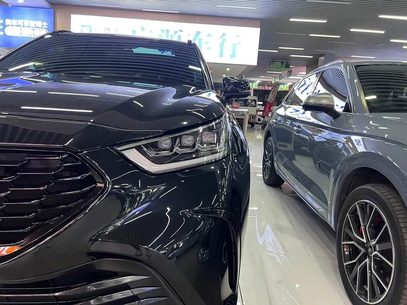 Toyota Crown Kluger 2022 — Photo 4/20