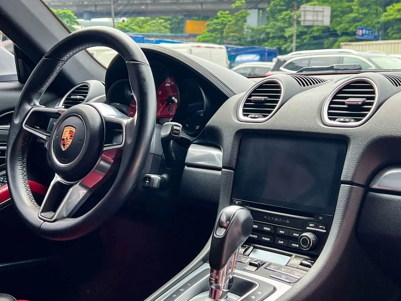 Porsche 718 2018 — Photo 12/13