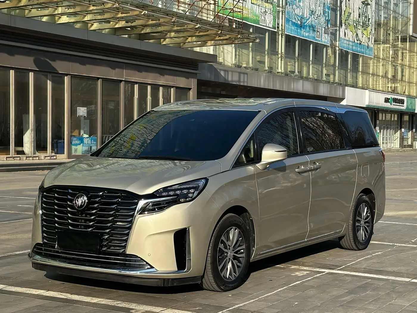 Buick GL8, 2022