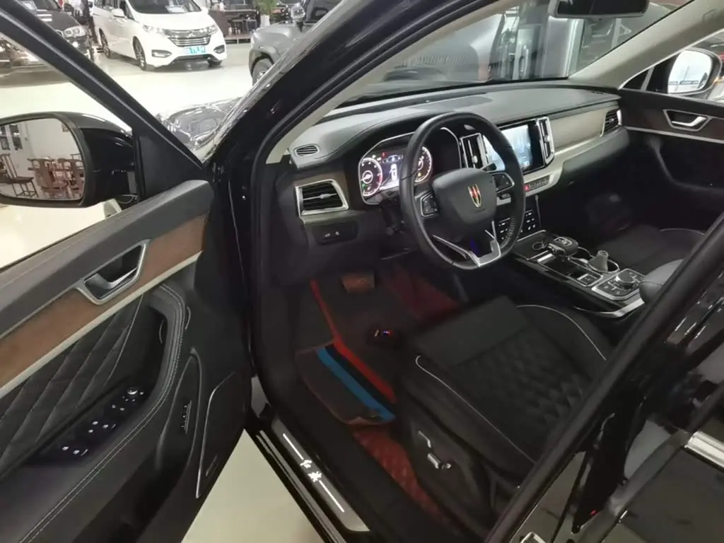 Hongqi HS7 2024 — ფოტო 16/20