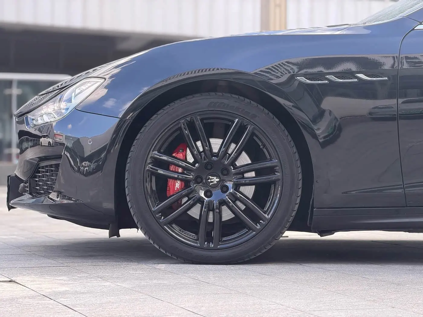 Maserati Ghibli 2019 — Photo 6/18