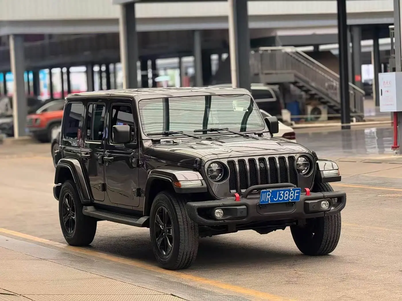 Jeep Wrangler 2022 — Фото 3/11