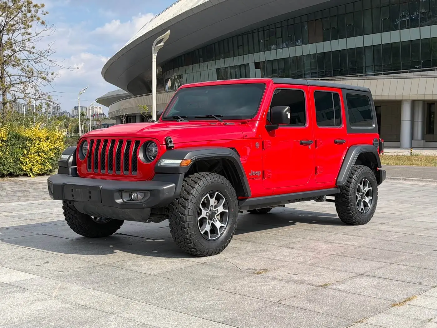 Jeep Wrangler 2019 — Фото 1/20