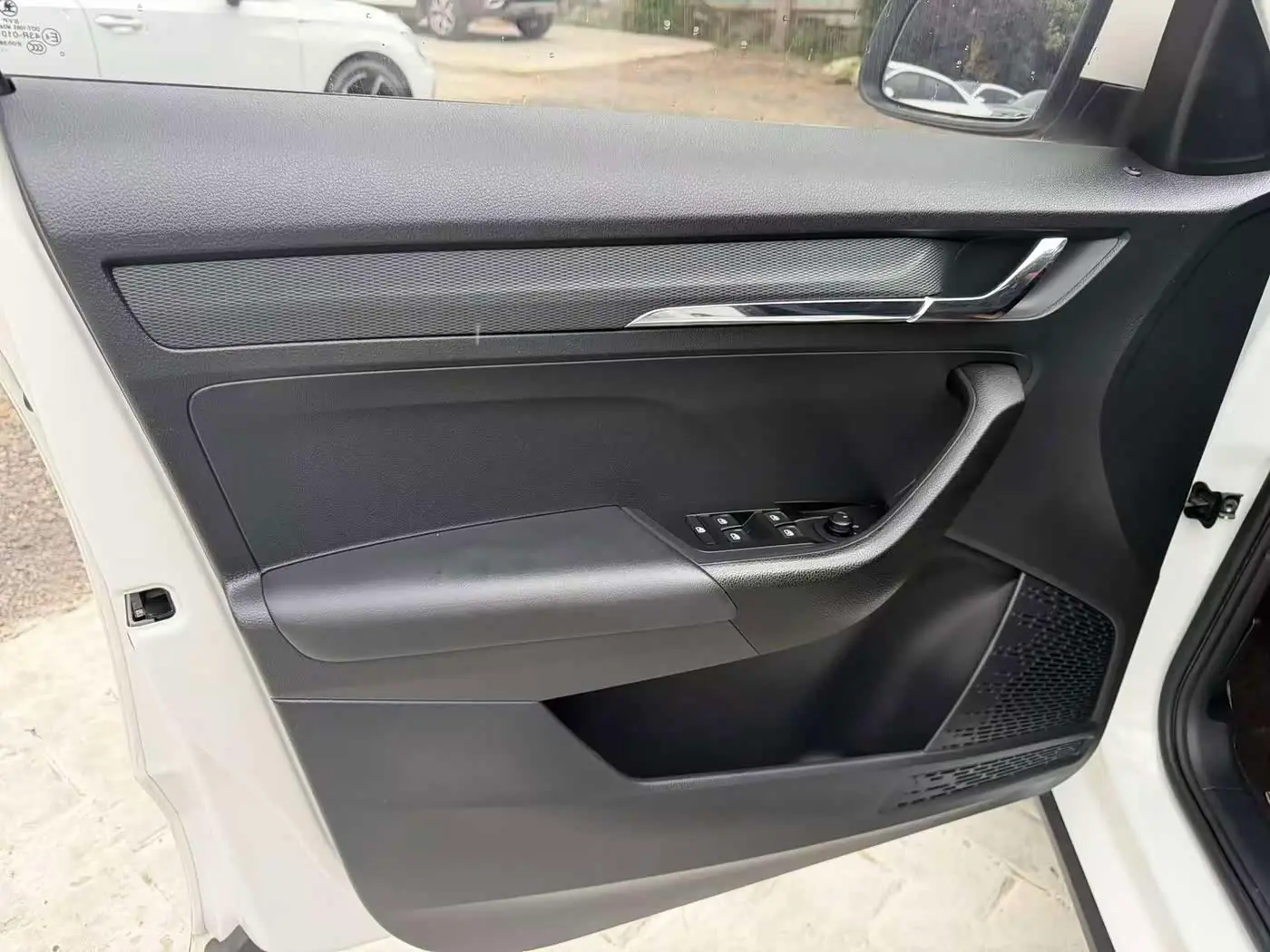 Škoda Kamiq 2022 — Photo 10/17