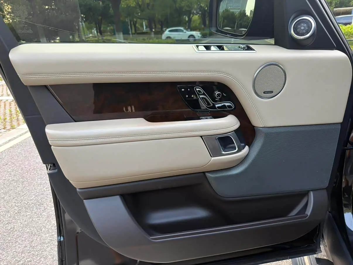 Land Rover Range Rover 2020 — Şəkil 6/18