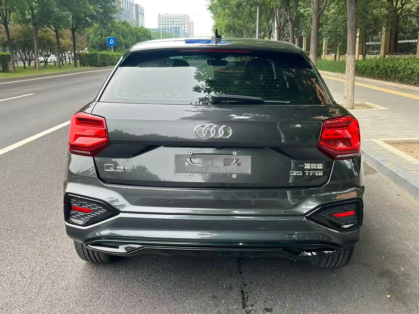 Audi Q2L 2022 — Фото 5/9