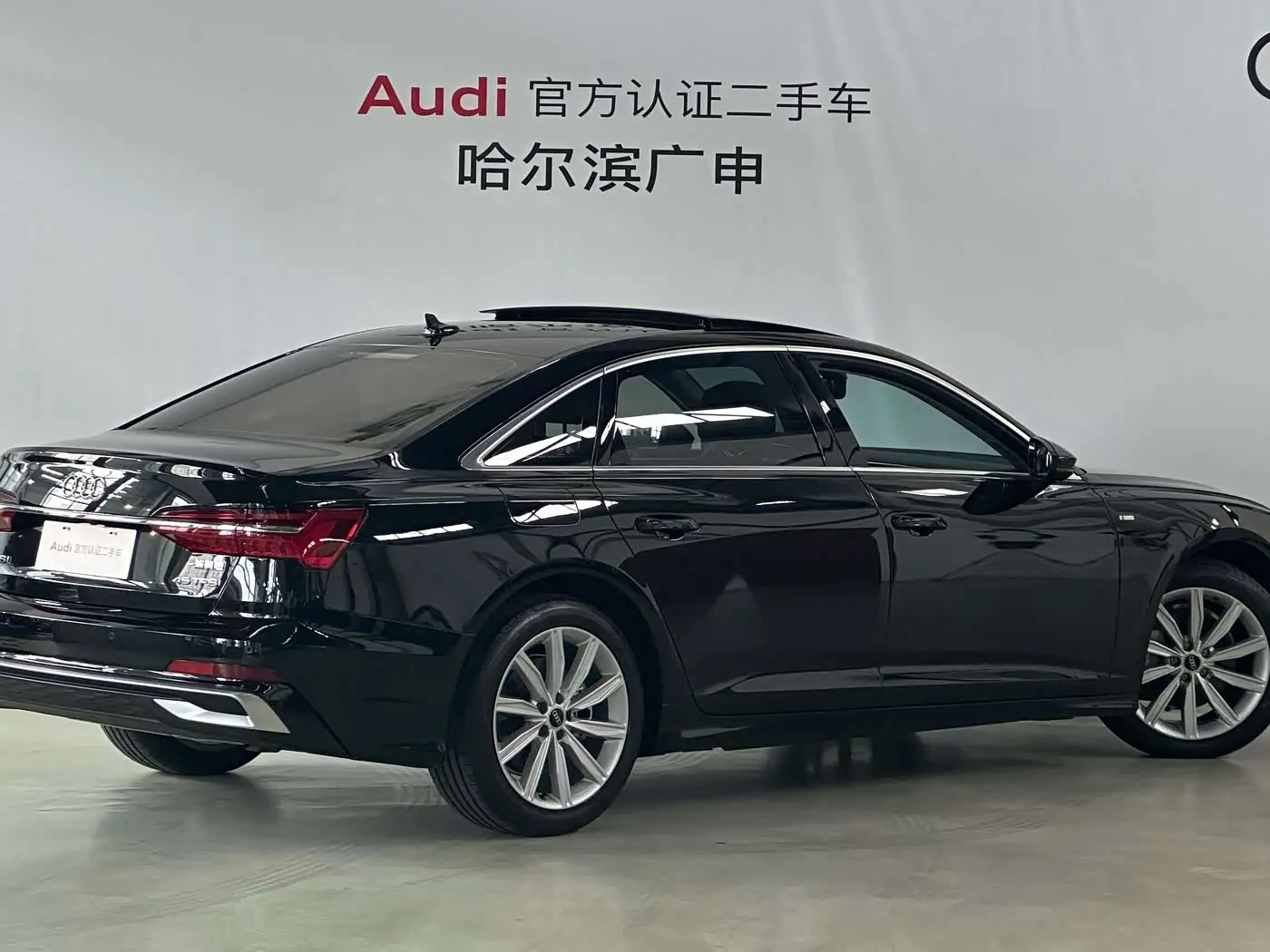 Audi A6L 2024 — Фото 2/11