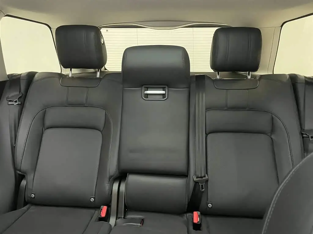 Land Rover Range Rover 2018 — Photo 11/20