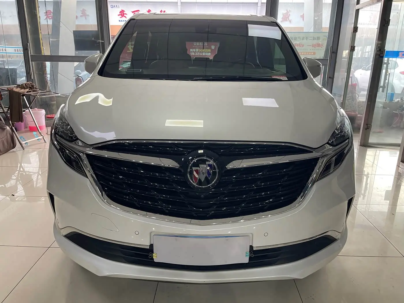 Buick GL8 2021 — Photo 2/14