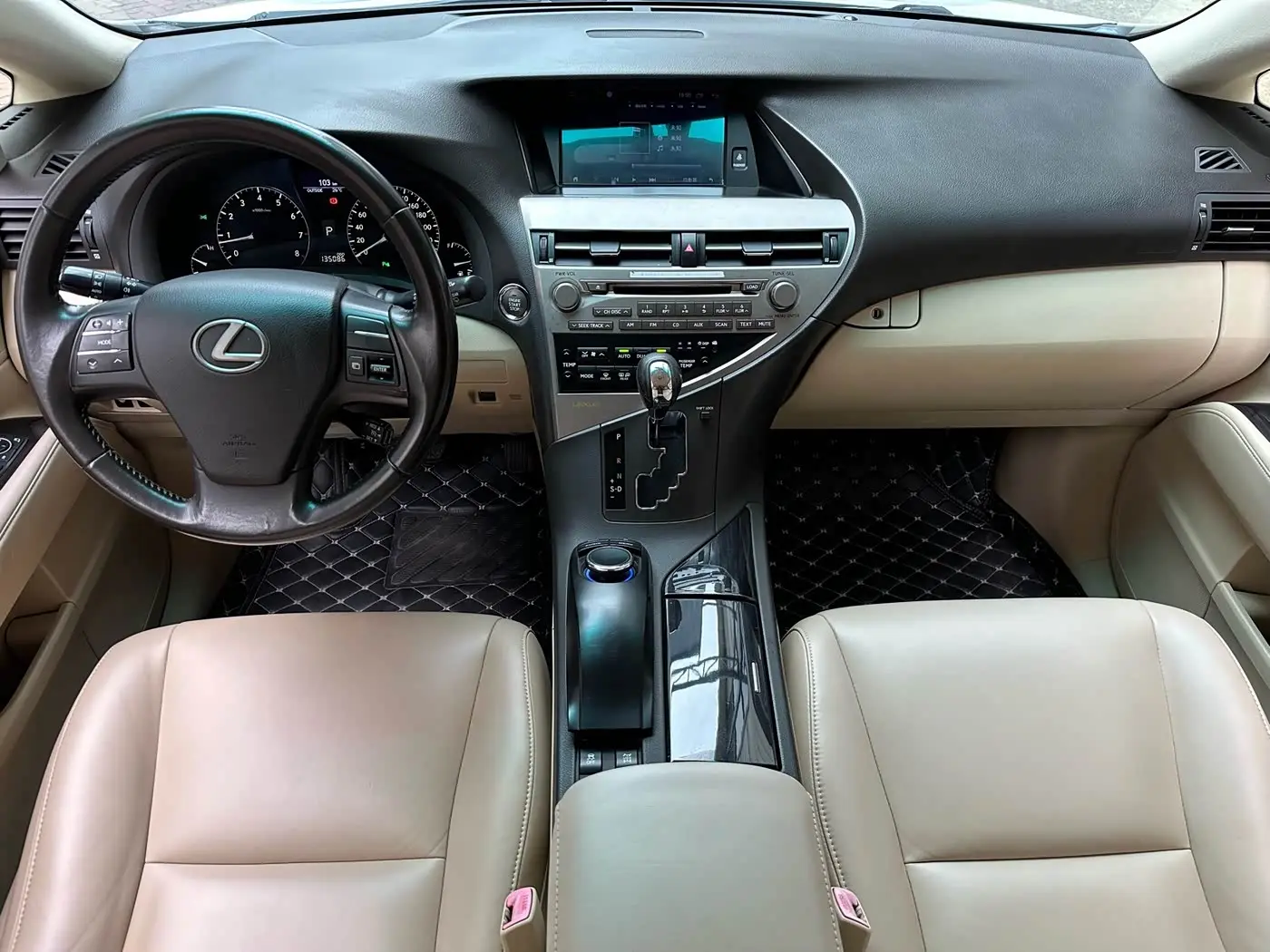 Lexus RX Classic 2012 — Photo 8/12