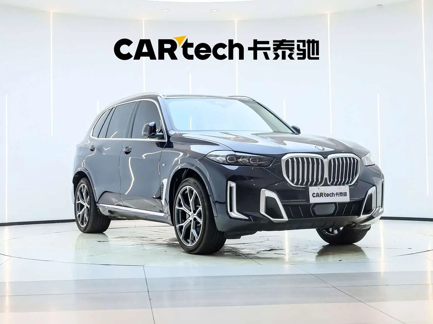 BMW X5 2025 — Фото 2/16