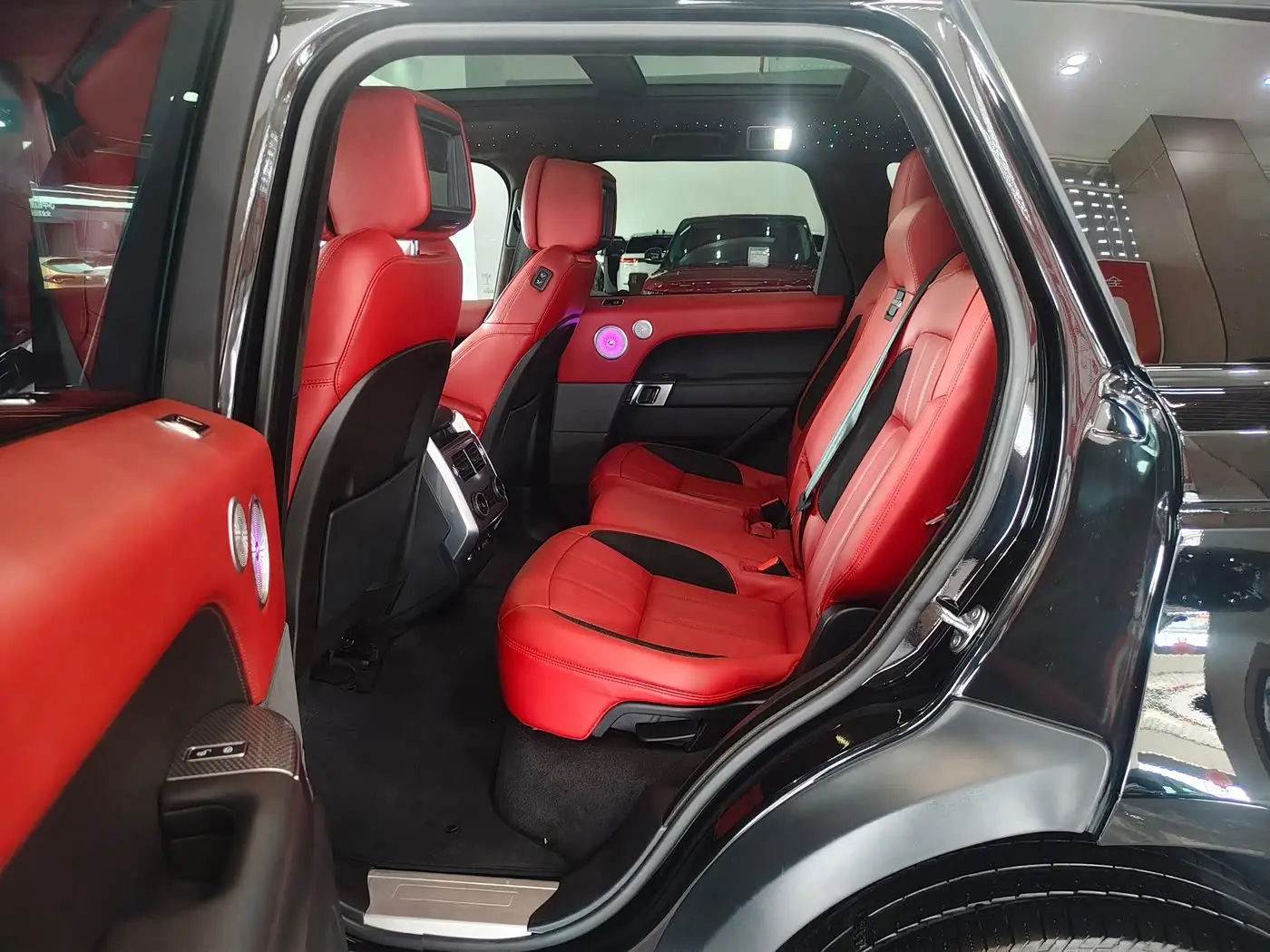 Land Rover Range Rover Sport 2019 — Фото 10/20