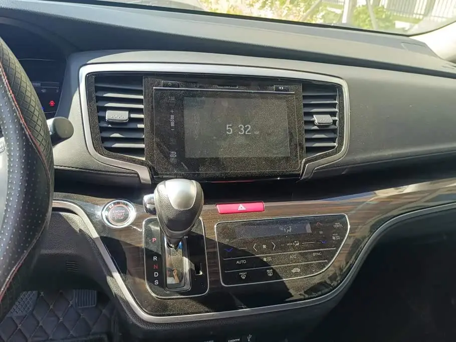 Honda Odyssey 2019 — Photo 13/16