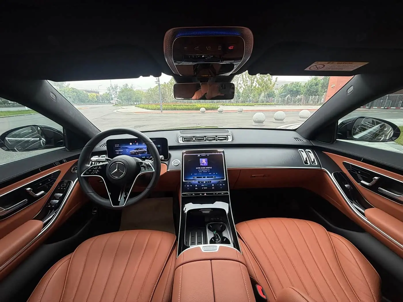 Mercedes-Benz S-Class 2022 — Photo 6/9