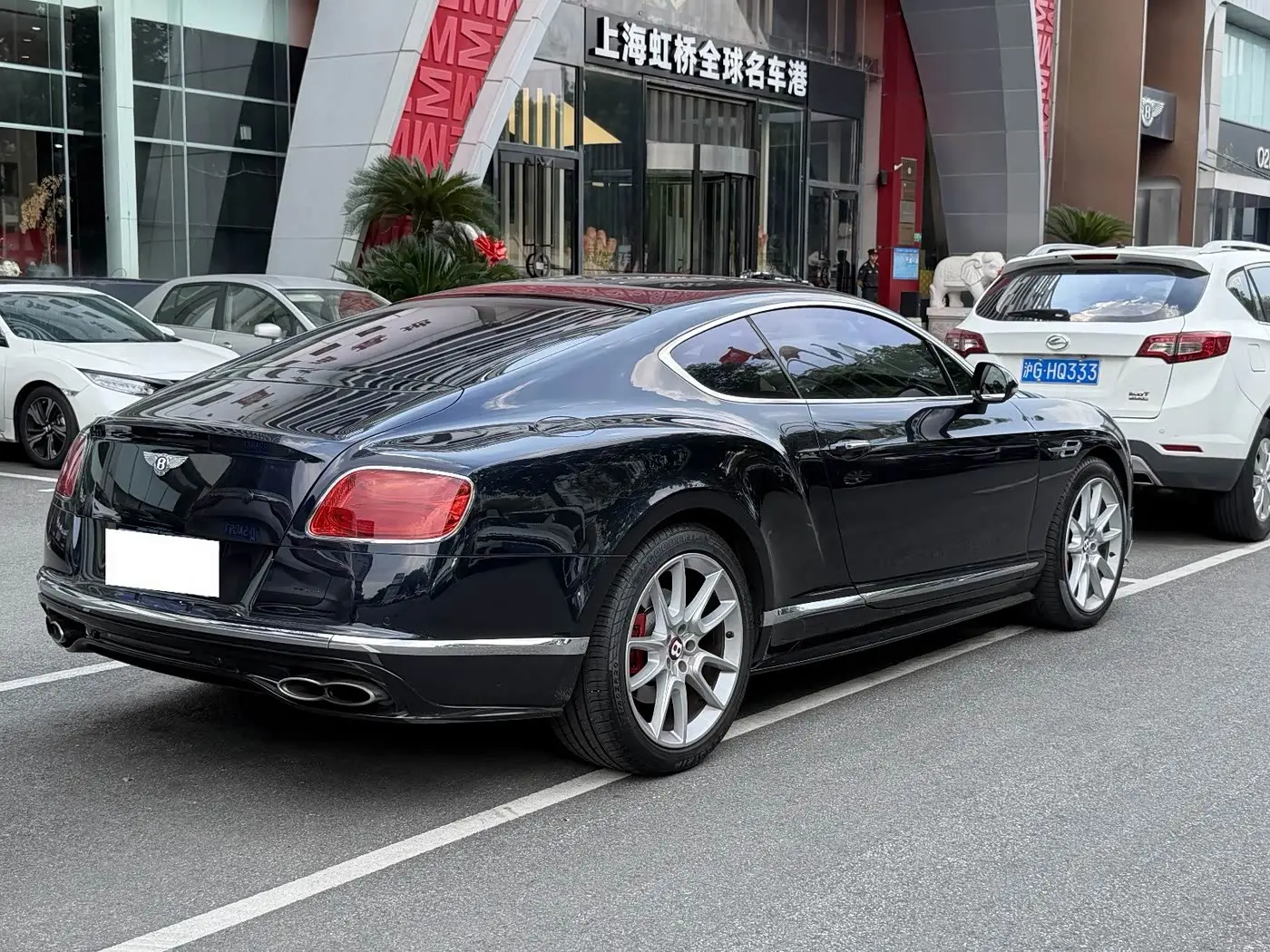 Bentley Continental 2017 — Фото 4/20