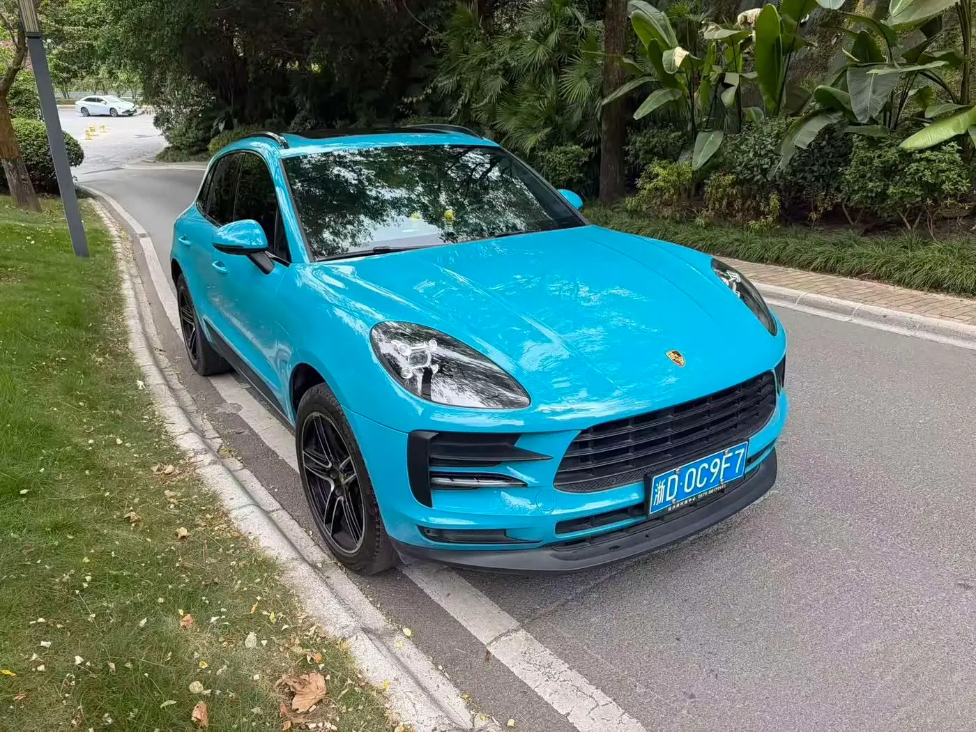 Porsche Macan 2019 — Photo 3/10