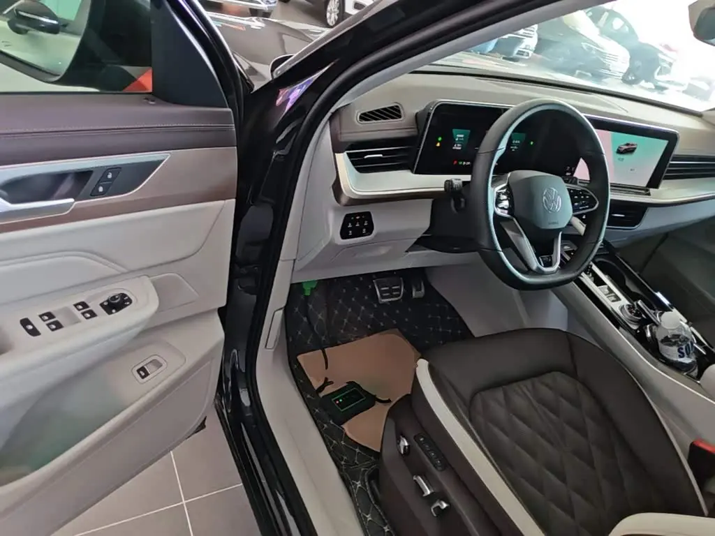 Volkswagen Talagon 2023 — Photo 16/20