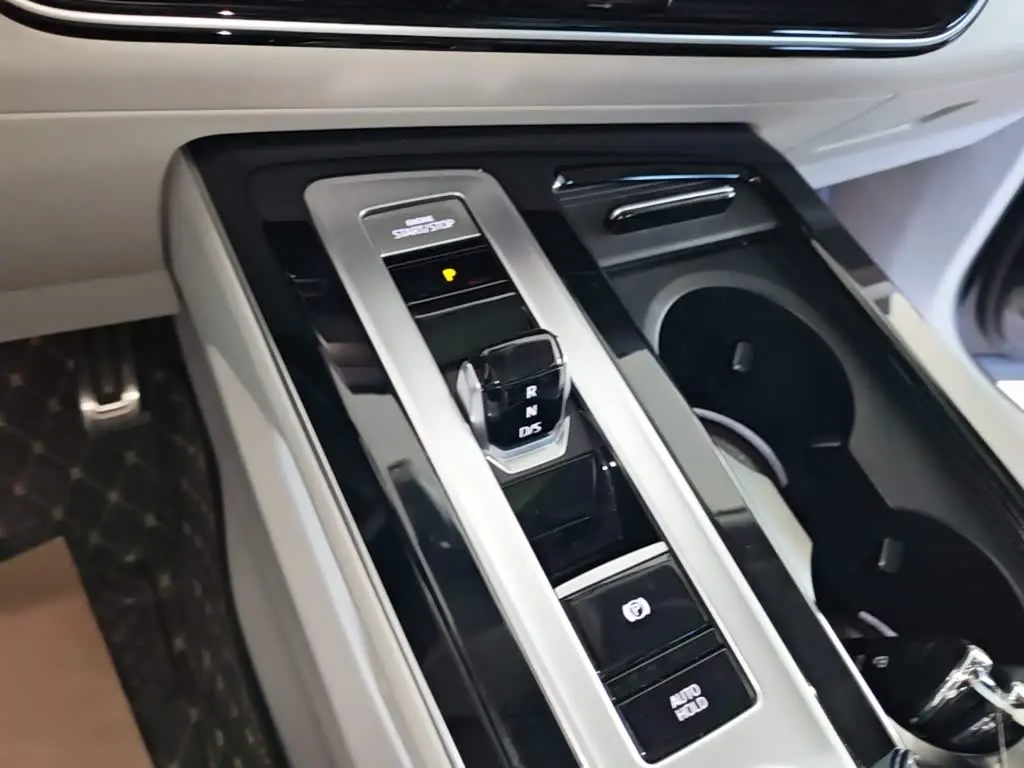 Volkswagen Talagon 2023 — Photo 14/20