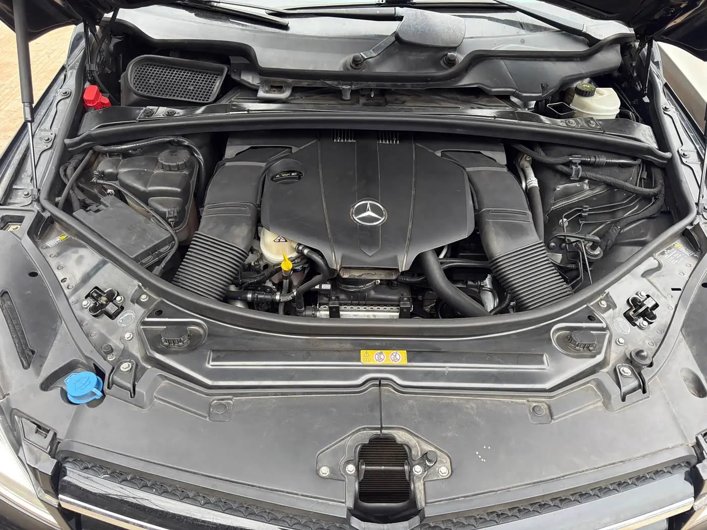 Mercedes-Benz R-Class 2014 — Фото 9/15