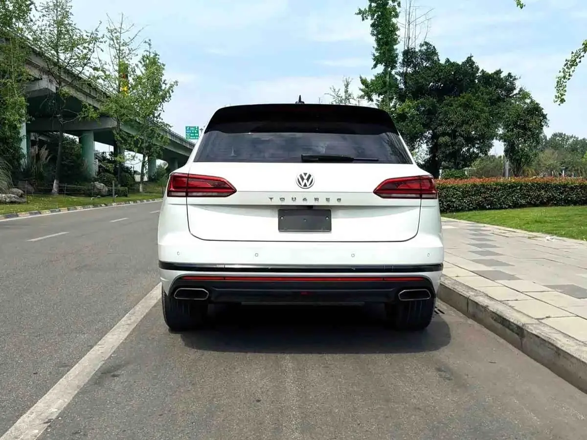 Volkswagen Touareg 2019 — Şəkil 5/12