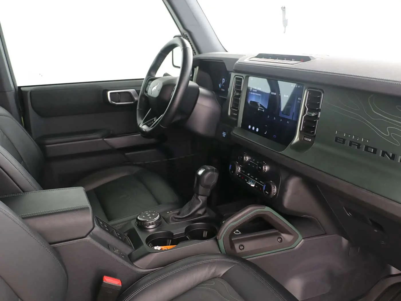 Ford Bronco 2024 — Photo 9/16