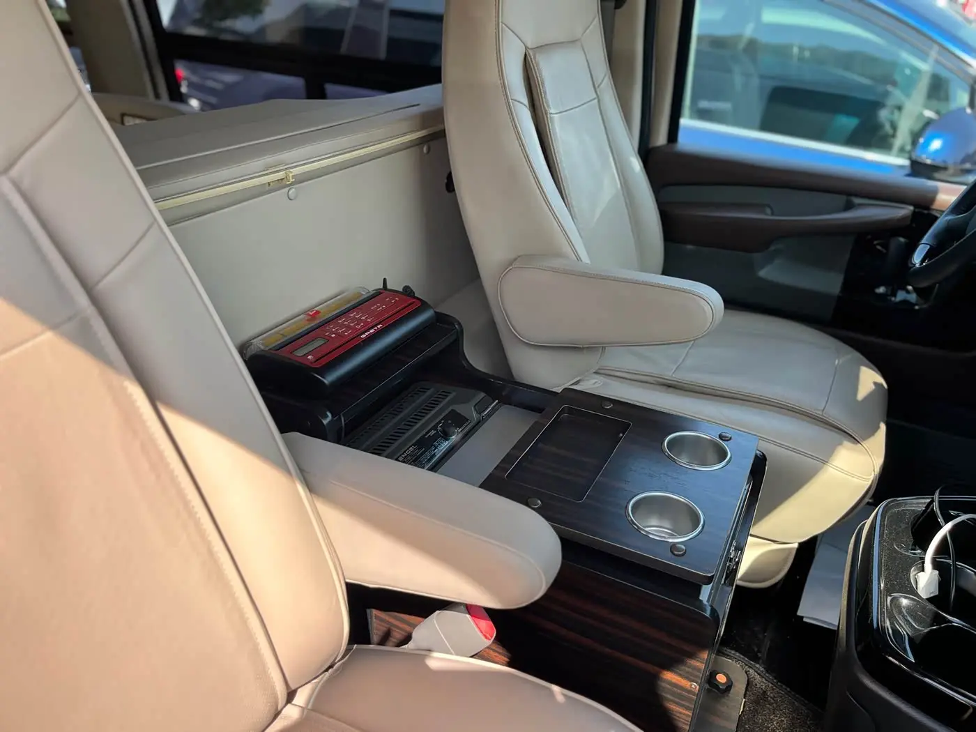 GMC Savana 2020 — Şəkil 15/20