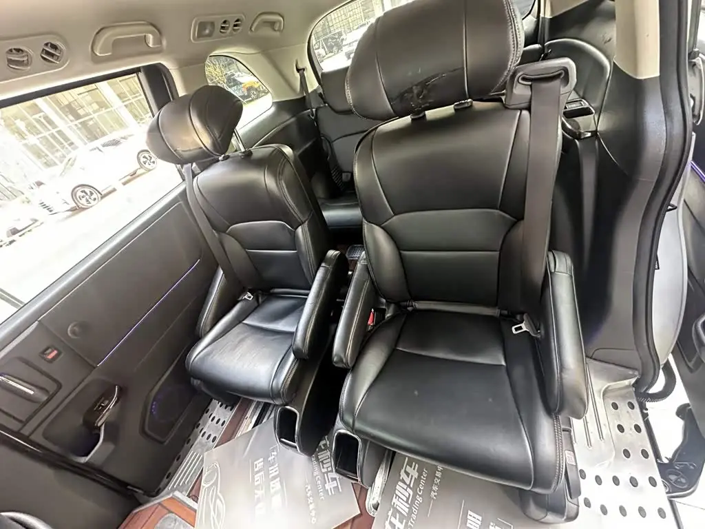 Honda Odyssey 2021 — Photo 7/14