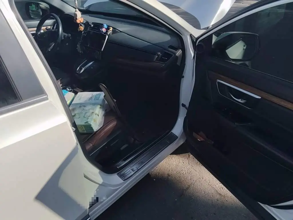 Honda CR-V 2018 — Photo 19/20
