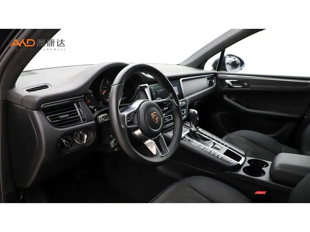 Porsche Macan 2019 — Photo 6/10