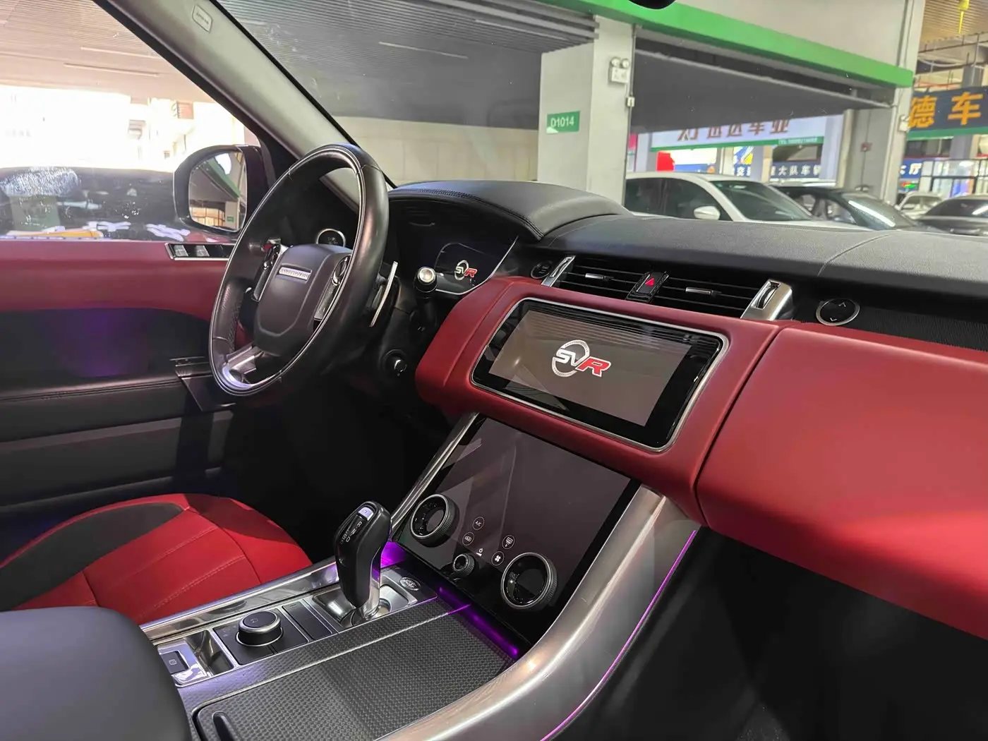 Land Rover Range Rover Sport 2019 — Фото 11/20