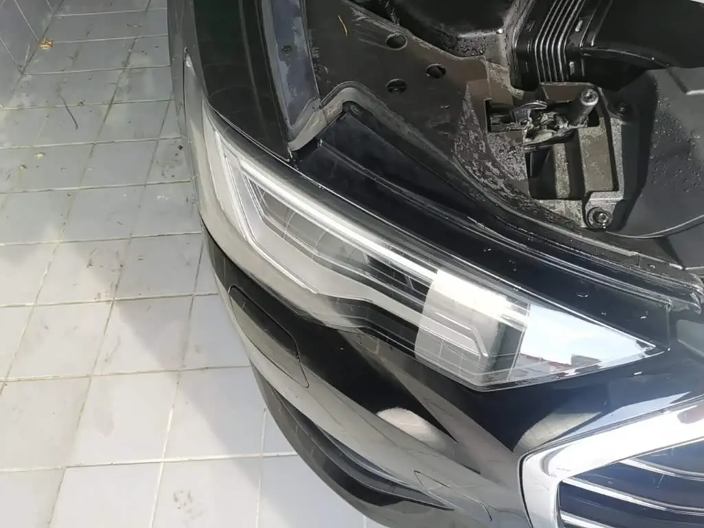 Audi A6L 2021 — Photo 10/19