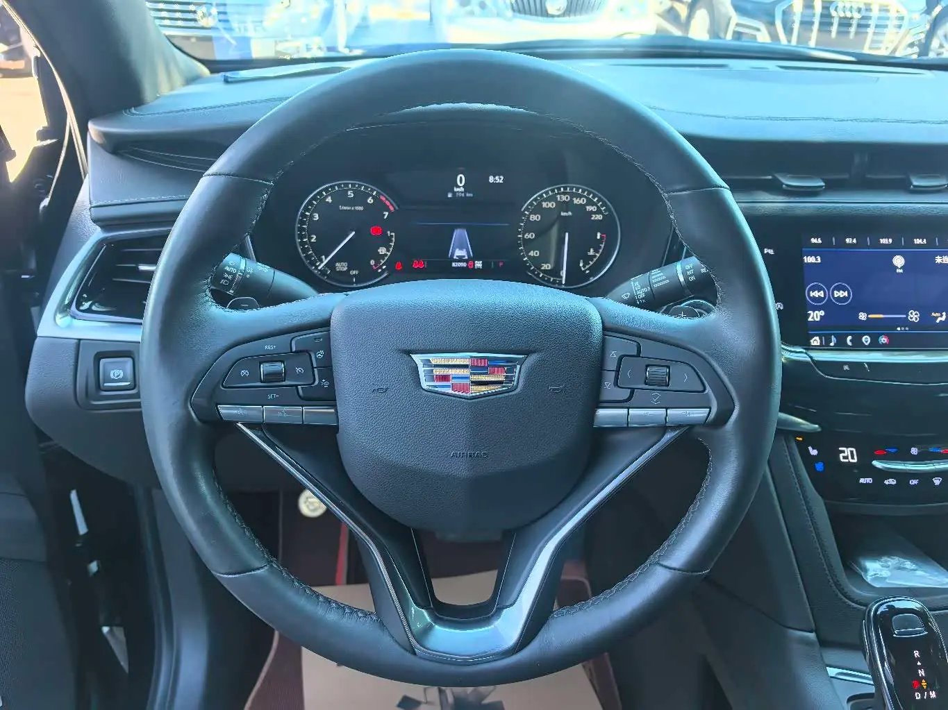 Cadillac XT6 2022 — ფოტო 12/20