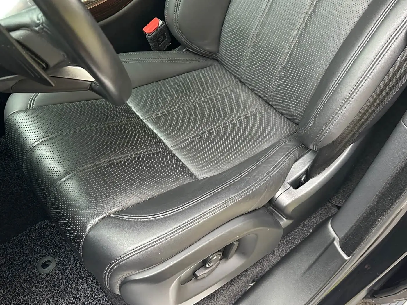 Land Rover Range Rover 2017 — Photo 16/20