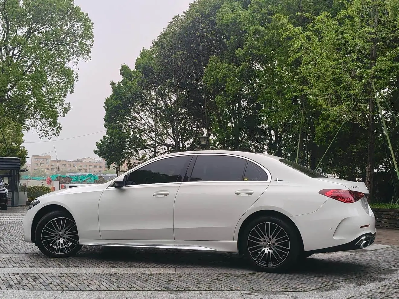 Mercedes-Benz C-Class 2025 — Фото 2/10
