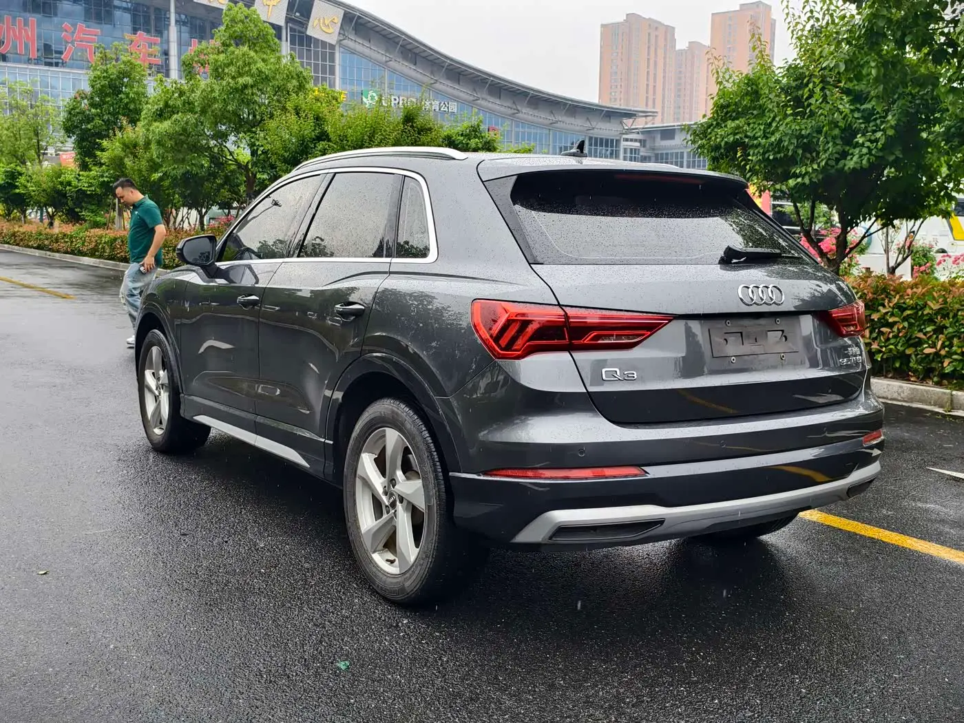 Audi Q3 2020 — Photo 6/16