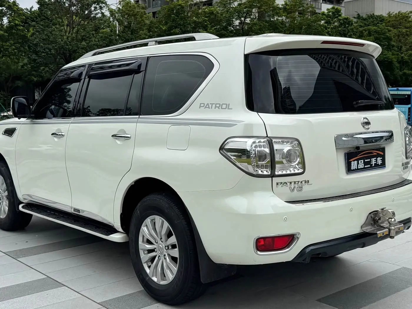 Nissan Patrol 2019 — Photo 19/20