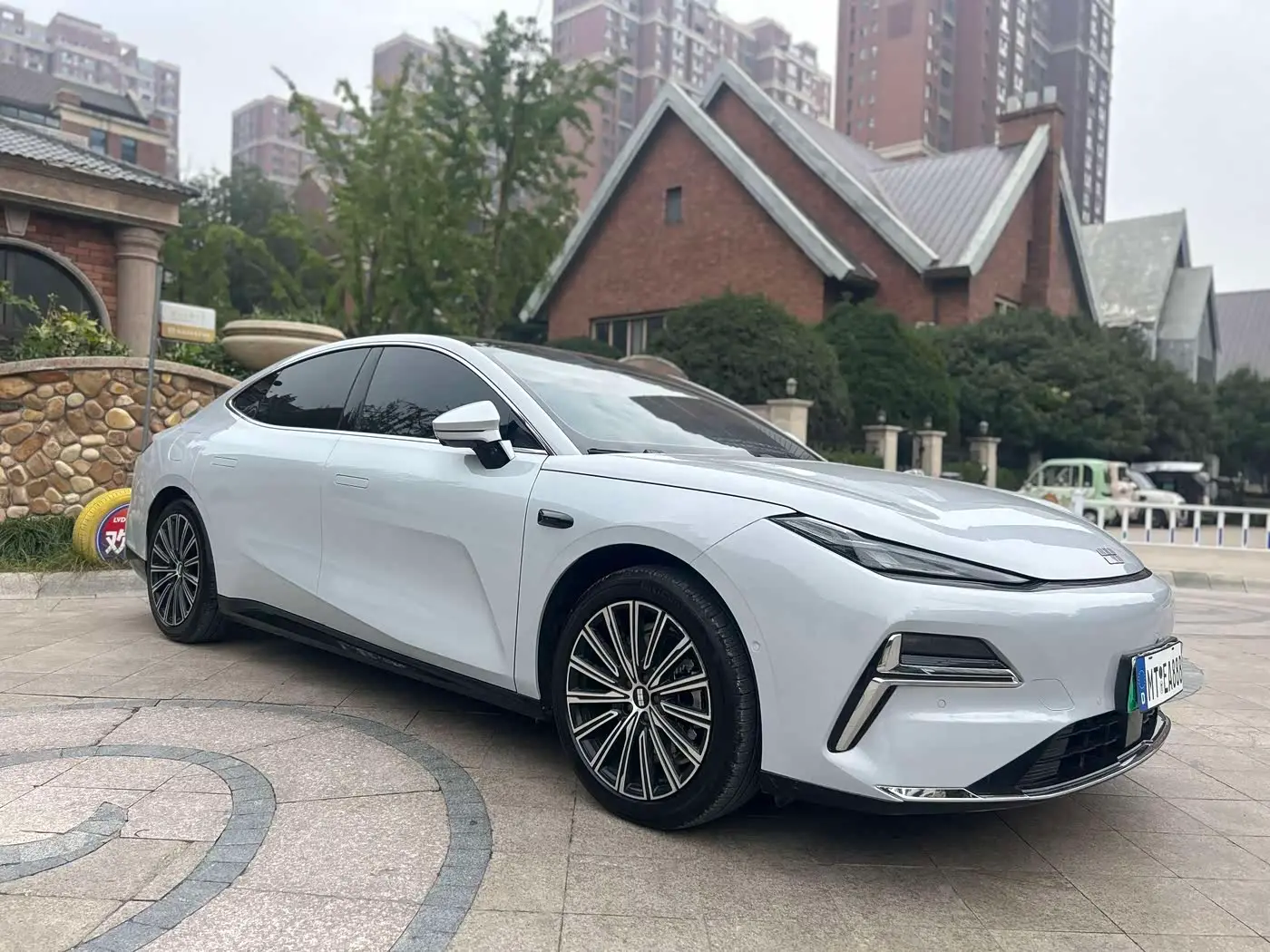 Geely Galaxy Galaxy Xingyao 8 2026 — Photo 3/9